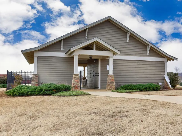 6340 Central Park Ln NW, Huntsville, AL 35806