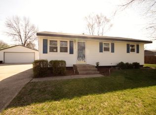 9412 Cincinnati Dr, Machesney Park, IL 61115