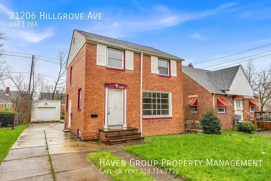 Building Photo - 21206 Hillgrove Ave