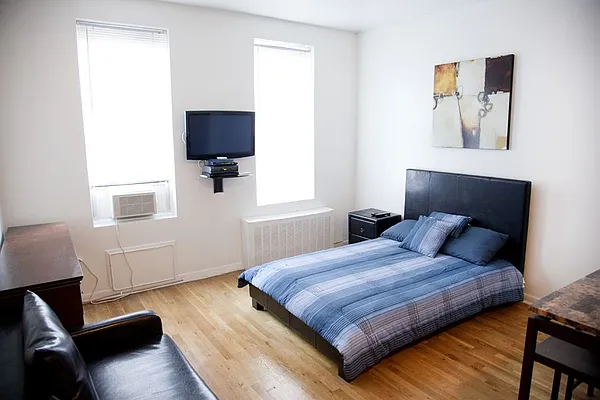 Rented by Eisenberg Exclusives | media 10