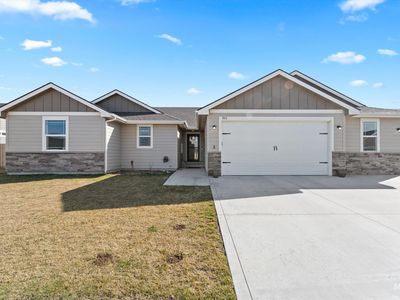 900 SW Camille Dr, Mountain Home, ID, 83647
