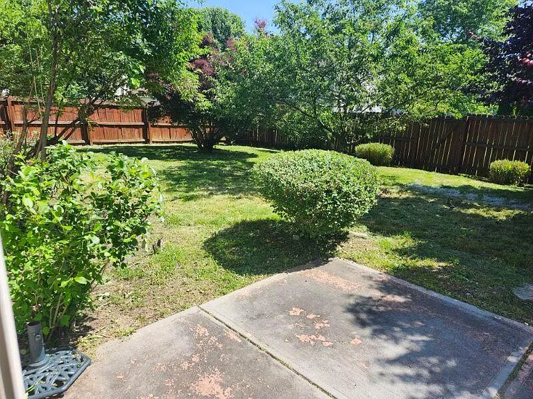 5881 Gadsen Dr — Photo 2