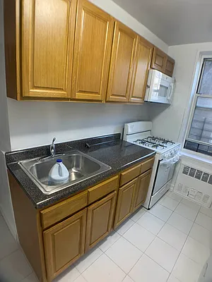 Rented by Prime City Listings LLC | media 2