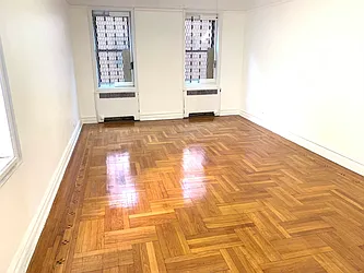 Rented by Tapiro Realty