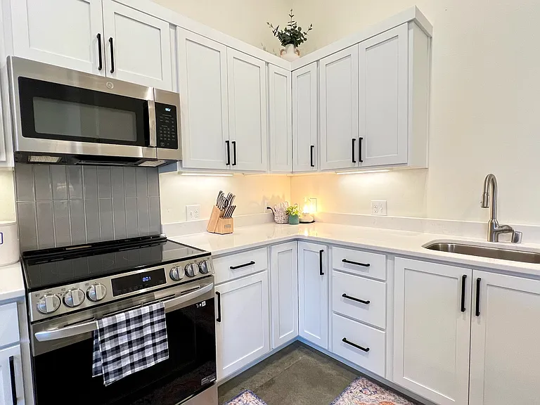 617 S Adams St #101 — Photo 7