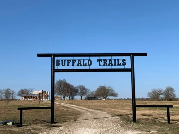 2655 E 2078th Rd, Hugo, OK 74743