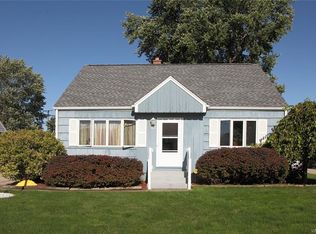 83 Canisius Ct, Depew, NY 14043