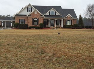 1080 Knights Ridge Dr, Rutledge, GA 30663