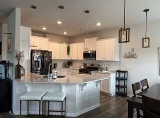 15213 Lake Ridge Rd, Charlotte, NC 28278