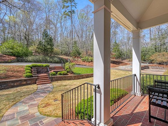 2nd image of 465 Stewart Rd