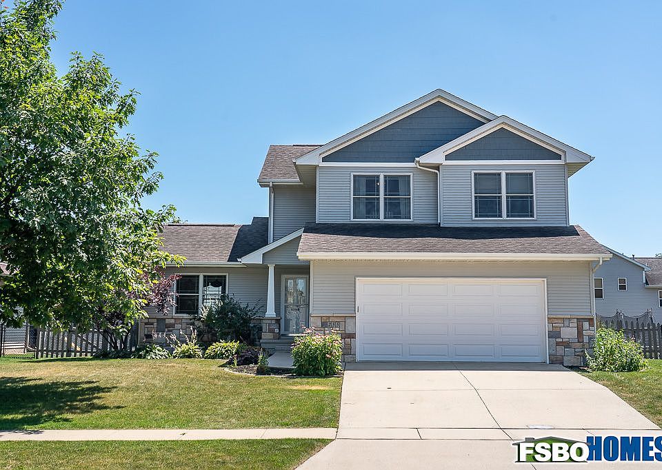 1st image of 255 Lockmoor Ave