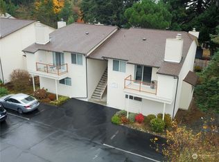 7310 NE 142nd Pl #2B, Kirkland, WA