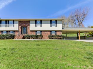 112 Hillside Ct, Clinton, TN 37716