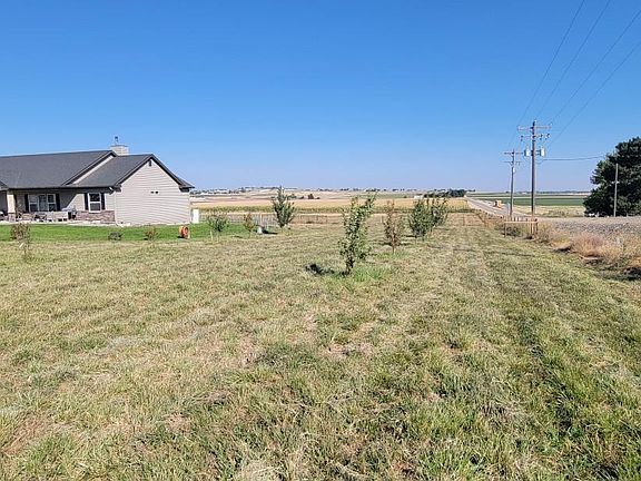 4th image of 12040 Alamo Ln