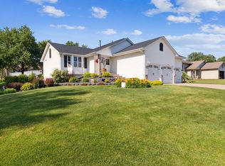 2515 78th St E, Inver Grove Heights, MN 55076