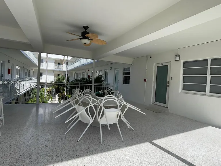 650 Pennsylvania Ave #24 — Photo 24