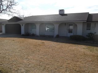 5204 N Canyon Rd, Yakima, WA 98901