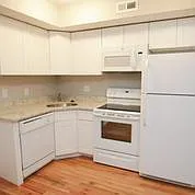 4442 Cresson St — Photo 3