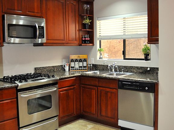 3rd image of 2449 Oswego St Unit 7