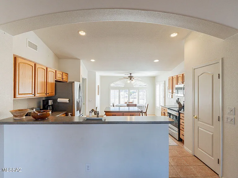 36500 S Rock Crest Dr — Photo 14