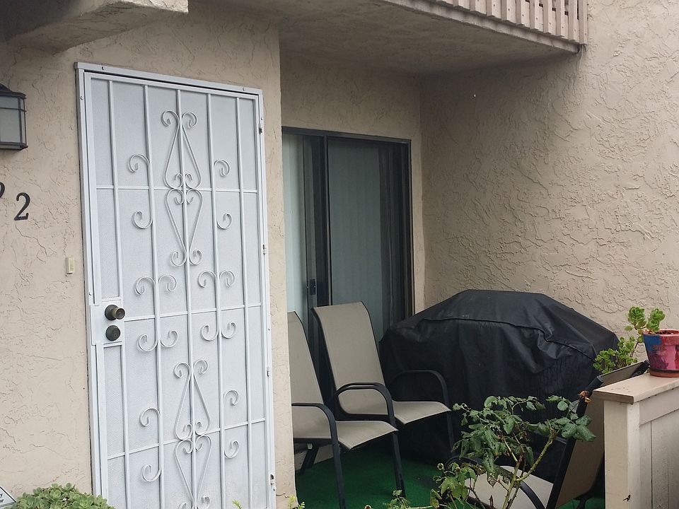 1st image of 692 Ascot Dr