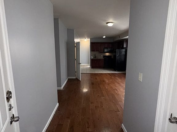 2nd image of 269-271 Hobson St #L