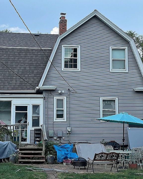2nd image of 4971 Miami St