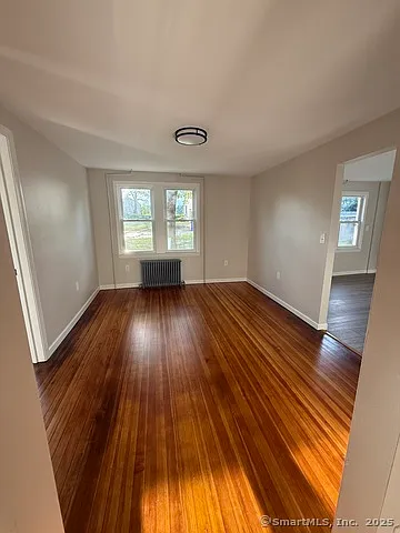 818 Burbank Ave — Photo 9