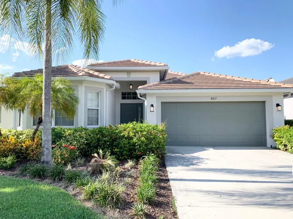 8417 Laurel Lakes Blvd, Naples, FL 34119