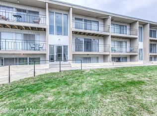 4415 Jarboe St #10, Kansas City, MO 64111