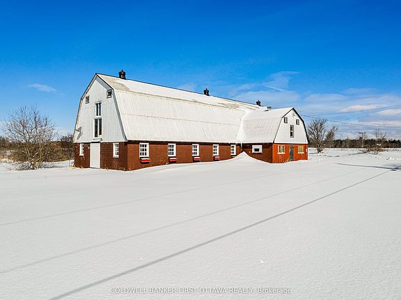 2nd image of 10248 Dixie Rd E