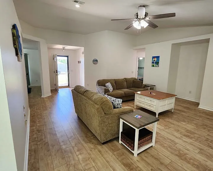740 Marlinspike Dr — Photo 16