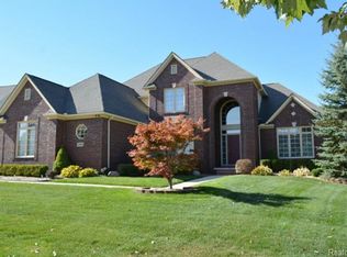 23849 Argyle St, Novi, MI 48374