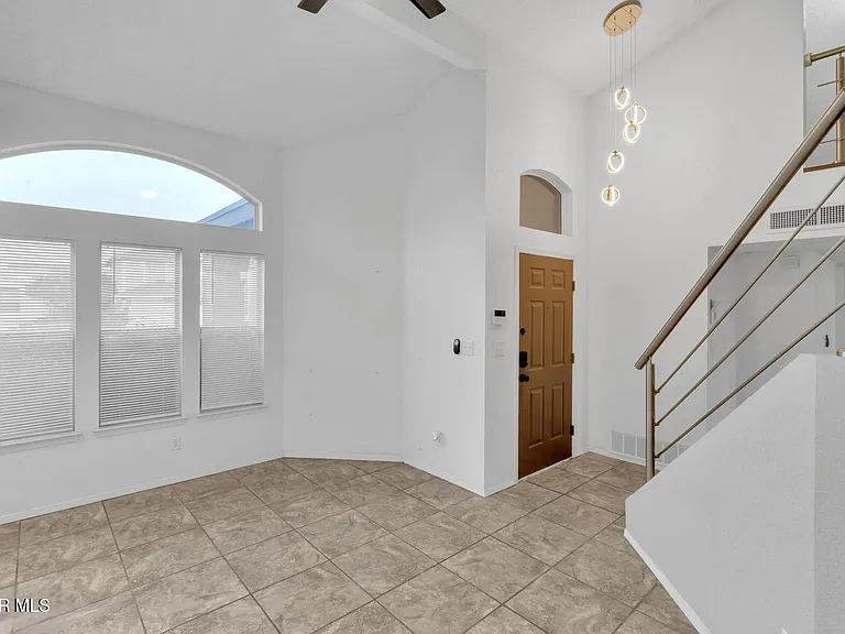 7489 Plaza Redonda Dr — Photo 6