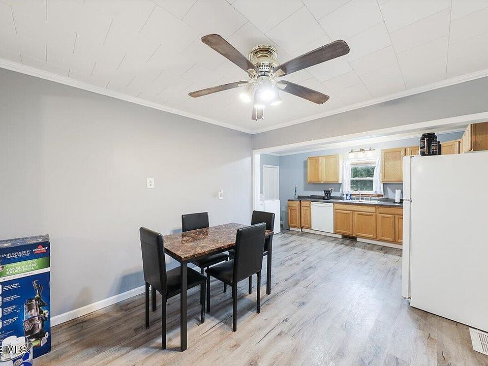 7th image of 507 Ralston Ave