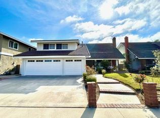 8632 Acapulco Cir, Huntington Beach, CA 92646