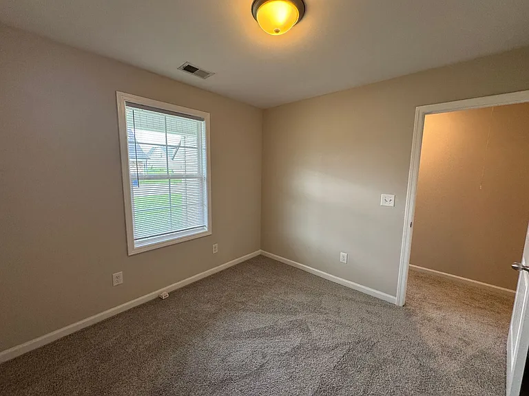 1529 Gambill Wood Dr — Photo 18