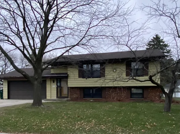 110 Devon STREET, Saukville, WI 53080
