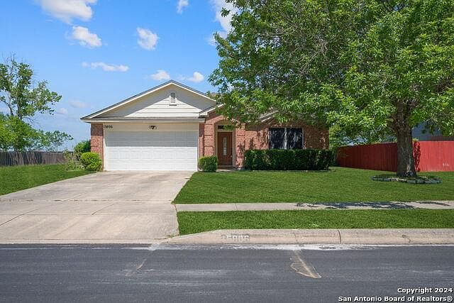 1st image of 15806 Bellister St