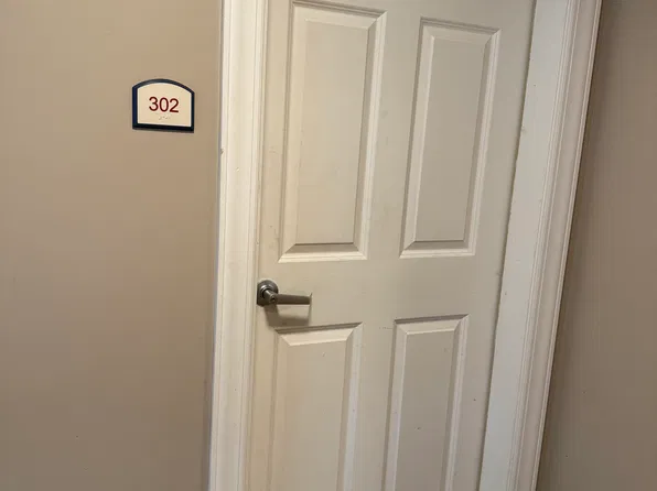1803 N Market St APT 302, Wilmington, DE 19802