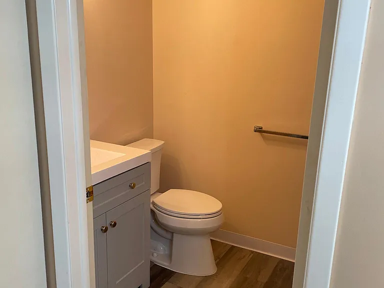 9404 Sherman Ln — Photo 35