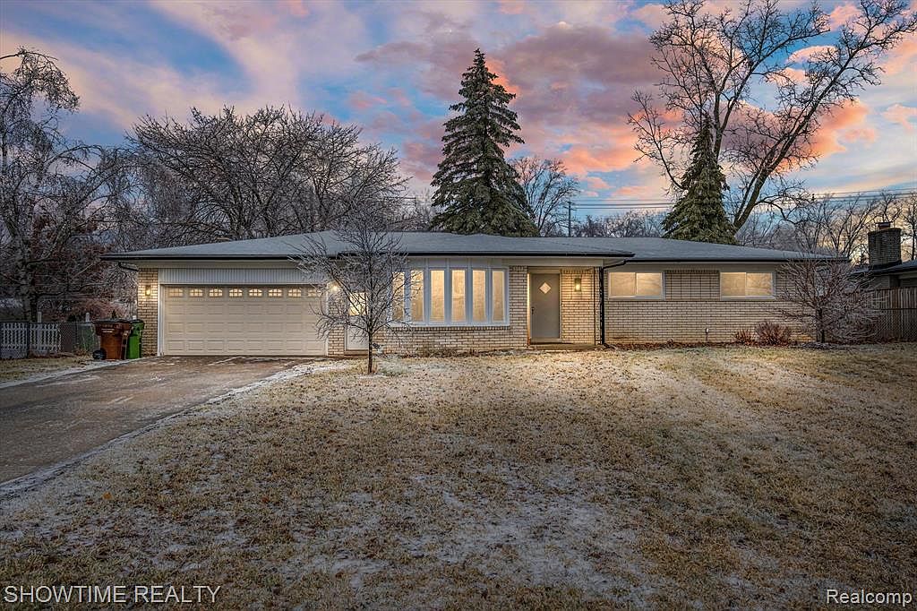 53831 Bruce Hill Dr, Utica, MI 48316 Zillow