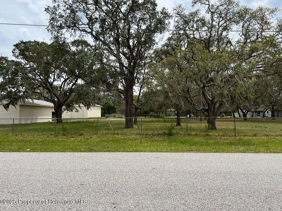 2nd image of 0 Fringe Tree Dr