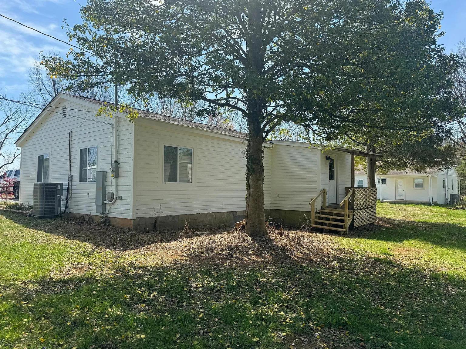 2 bed, 972 sqft, $1,700 — Photo 2