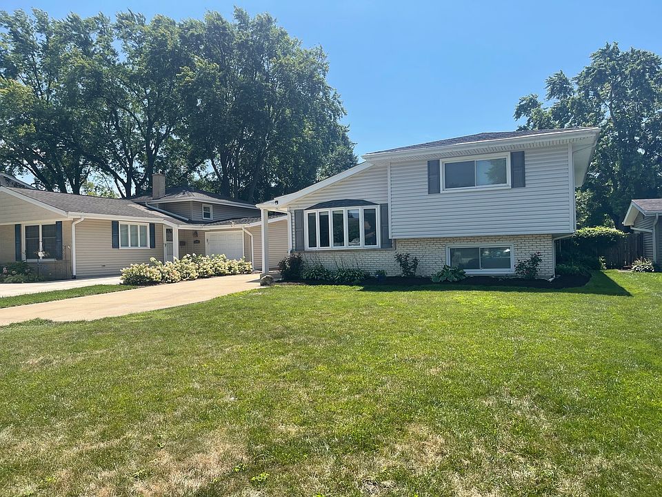 2nd image of 1106 Coolidge Ave