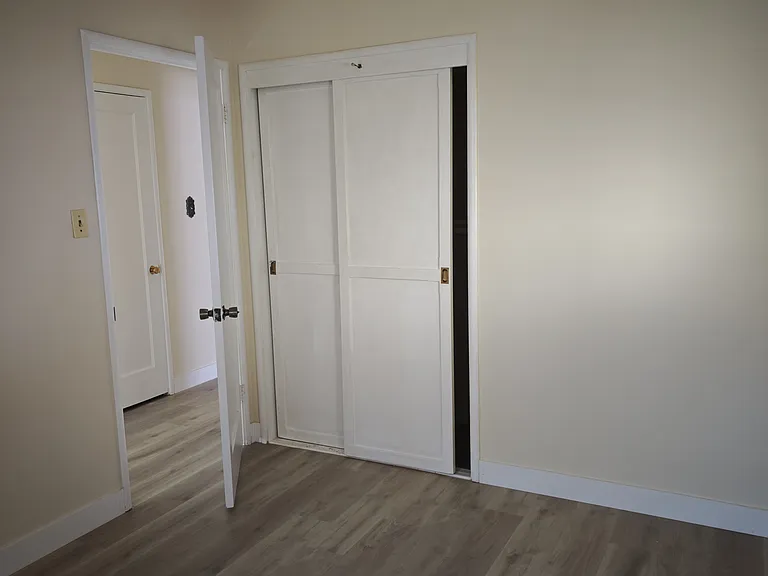 2225 Pamela Dr — Photo 9