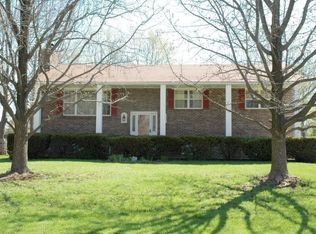 516 Defoe Dr, Columbia, MO 65203