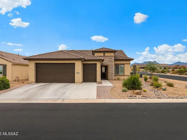 1948 N Star View Ln, Green Valley, AZ 85614