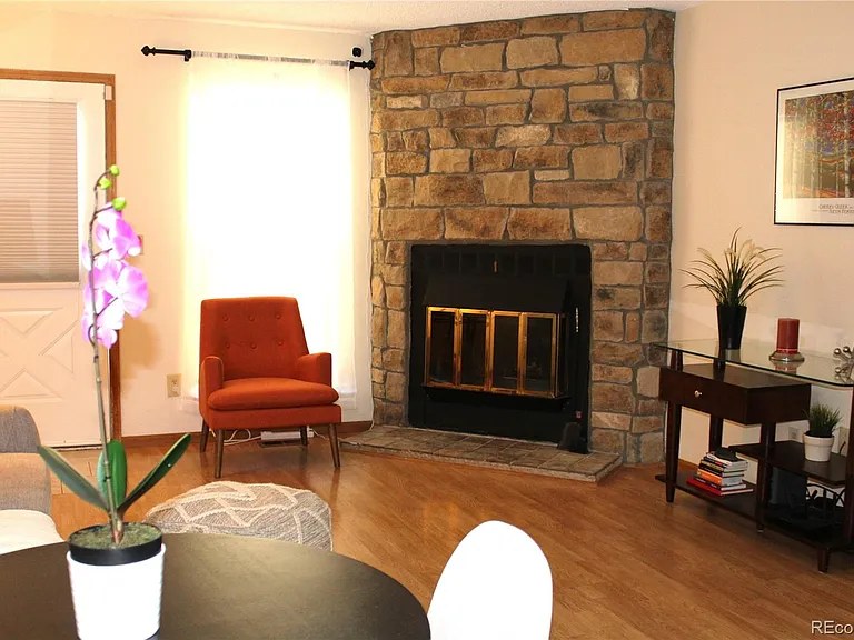10515 W Dartmouth Ave — Photo 3