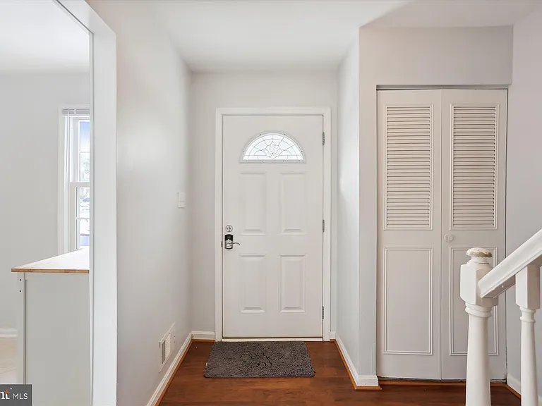 36 Prairie Rose Ct #108 — Photo 2